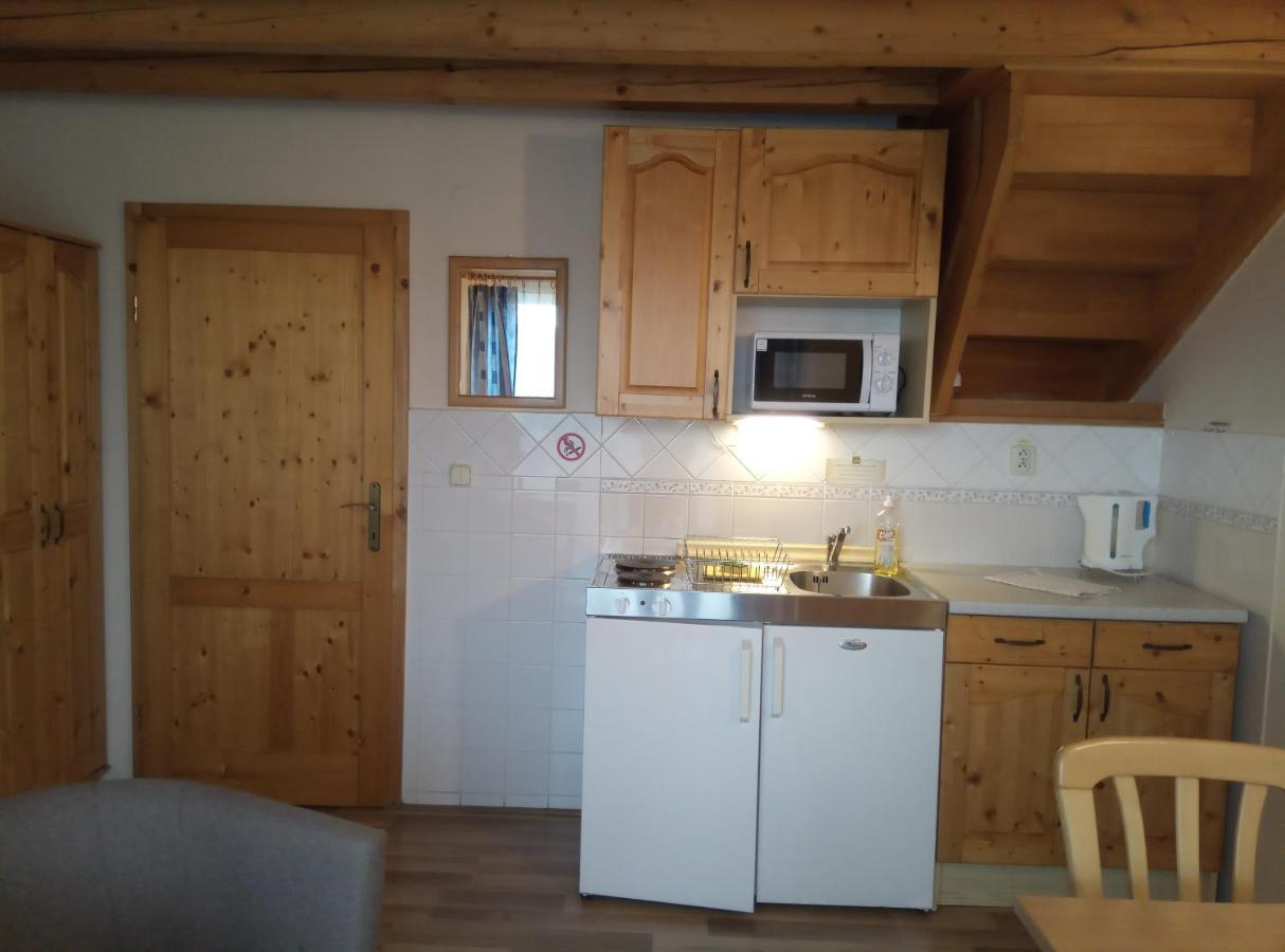 Apartmany Holiday Tatralandia ลิฟตอฟสกีมิคูลาช ภายนอก รูปภาพ